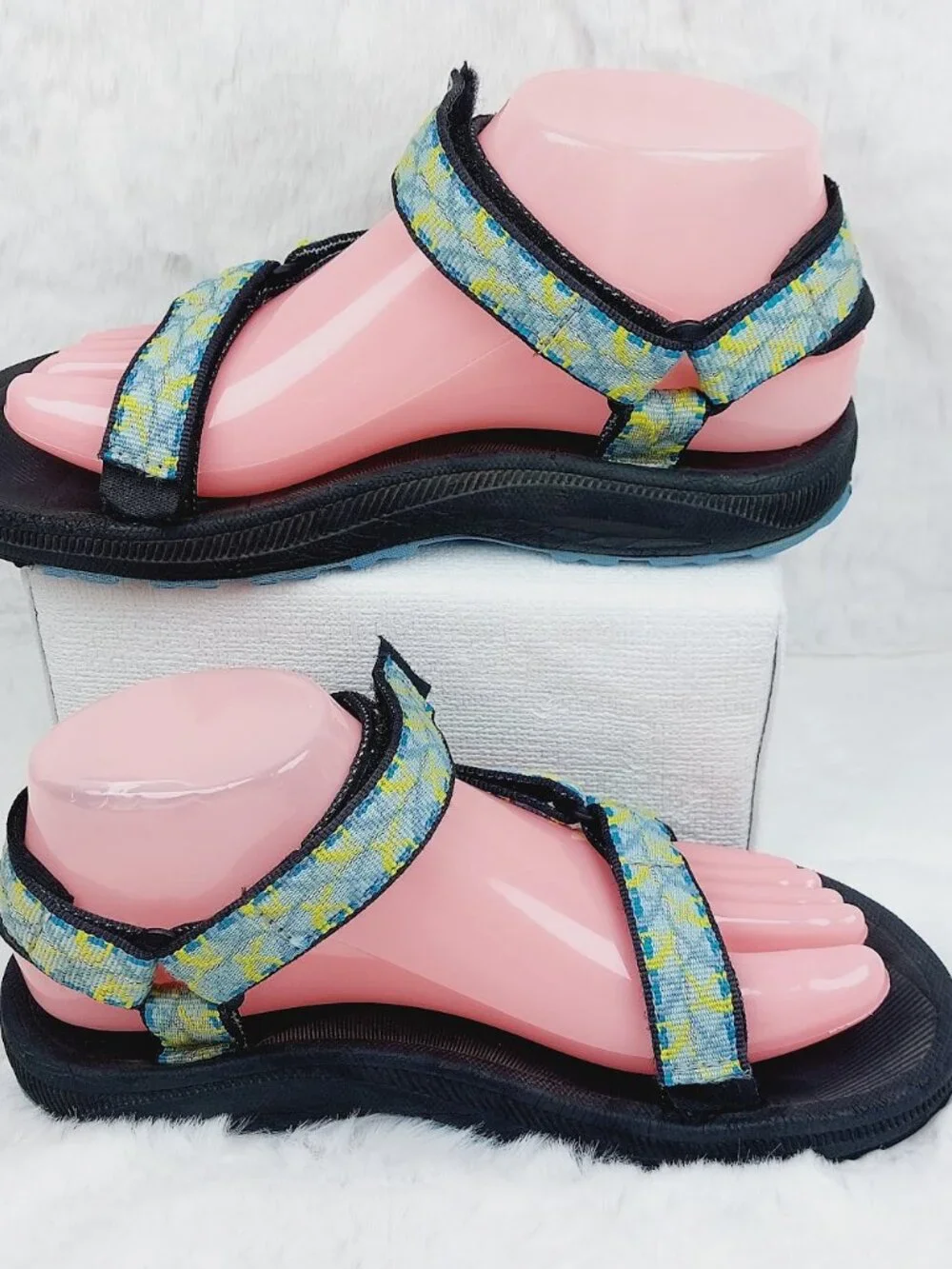 Teva Girls Multicolor Original Universal Printed Sport Hiking Sandal Size US 4